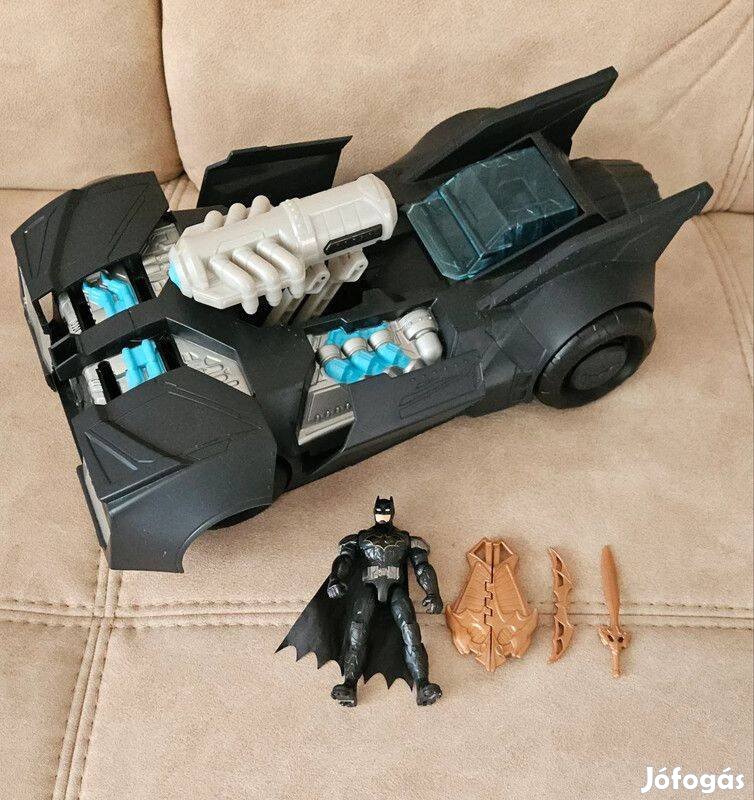 Transforming Batmobile