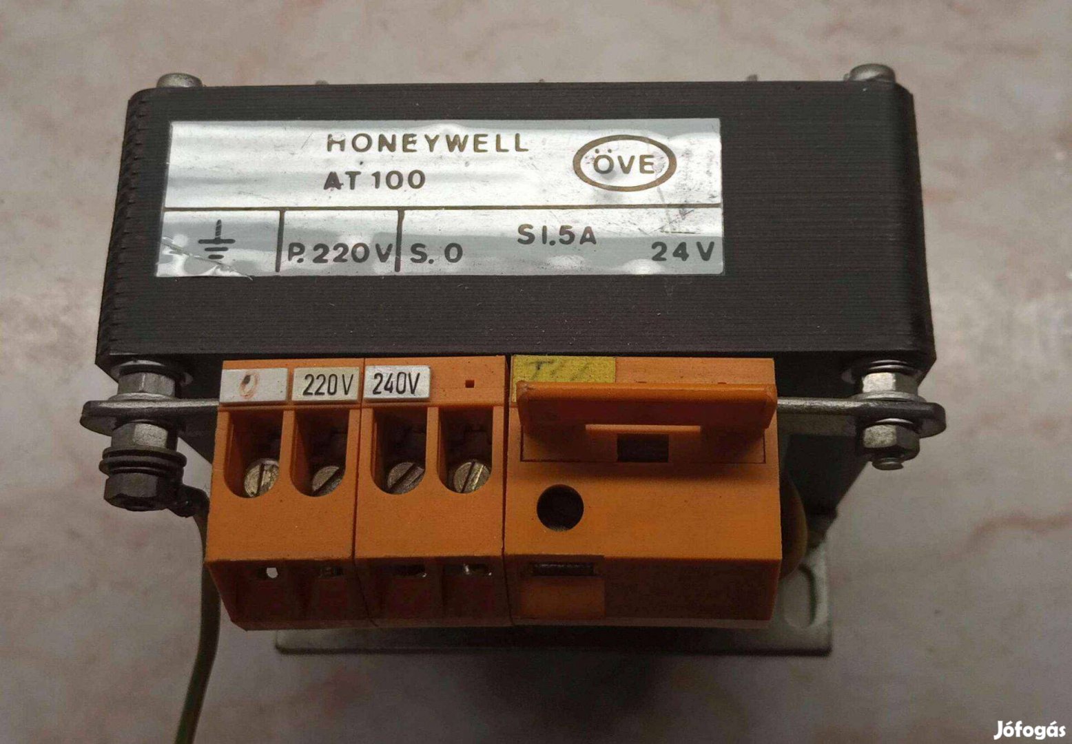 Transzformátor 240V/ 24 V 100VA (Honeywell)