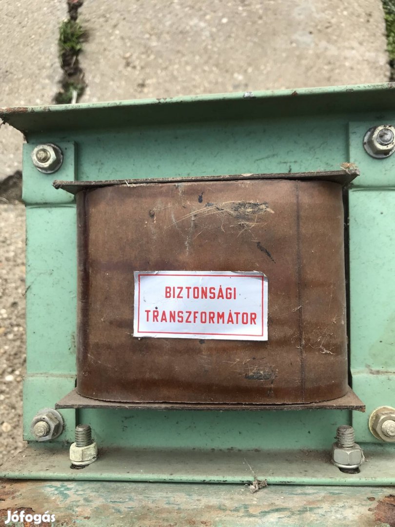 Transzformátor