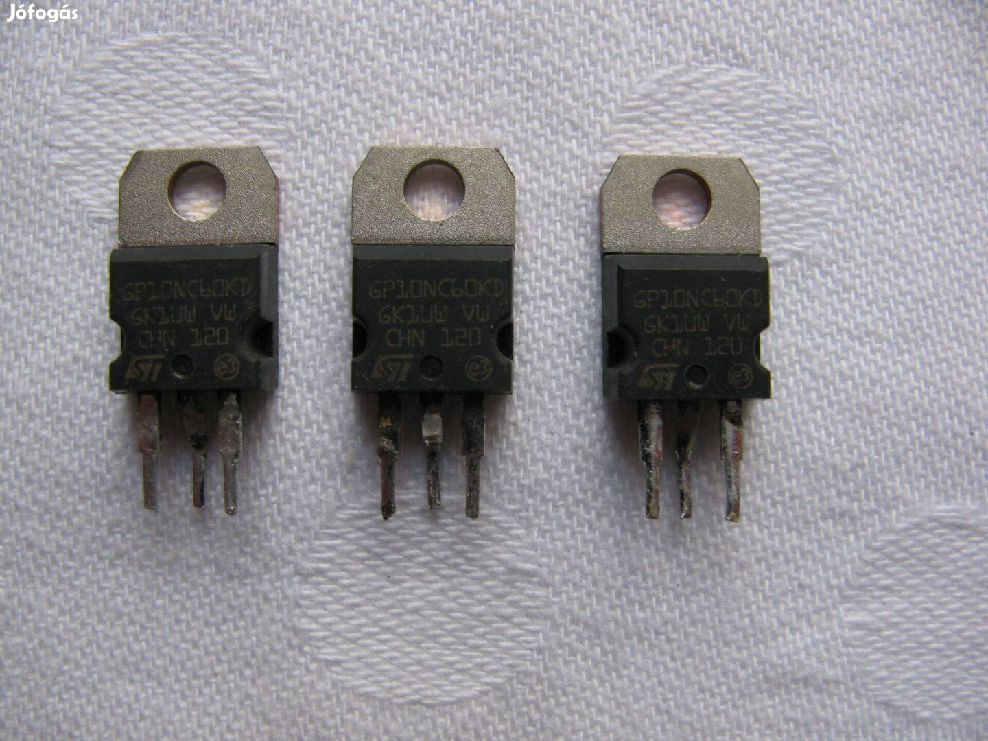 Tranzisztor IGBT GP10NC60KD