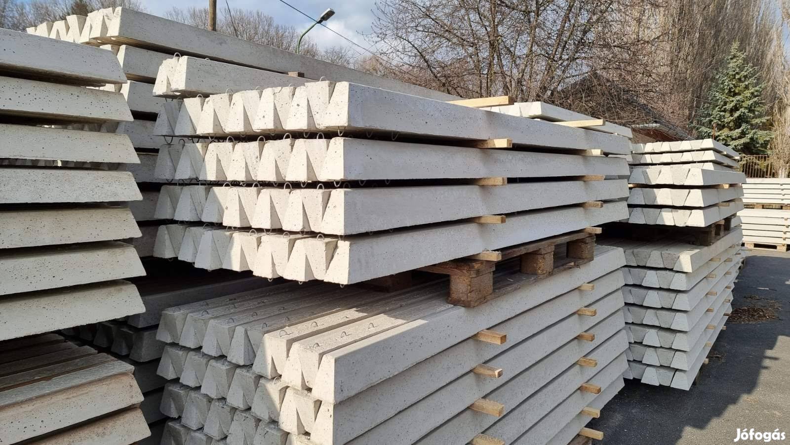 Trapéz betonoszlop 8x8x240 cm kerítés oszlop
