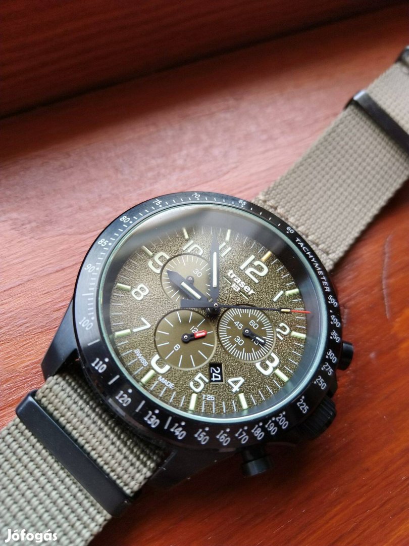 Traser P67 Officer Pro Chronograph svájci óra