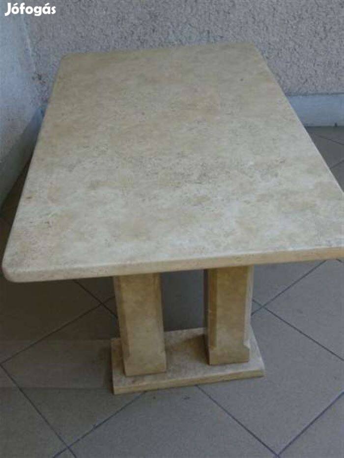 Travertin márványasztal