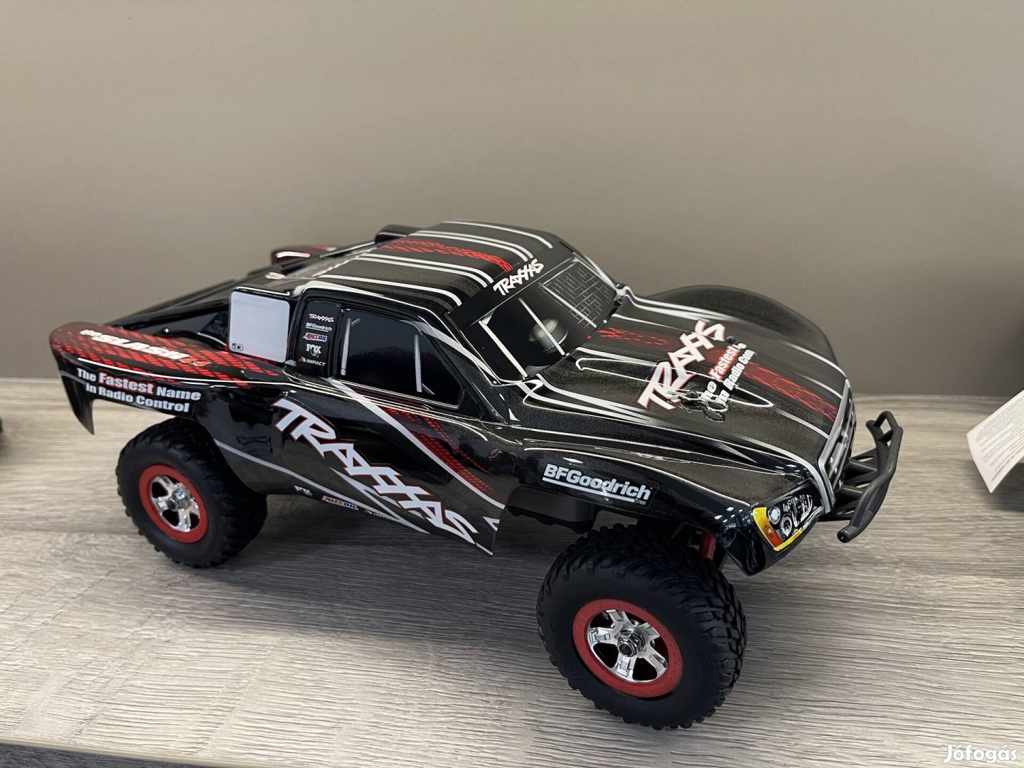 Traxxas slash 4x4 fekete 1/16 rc autó