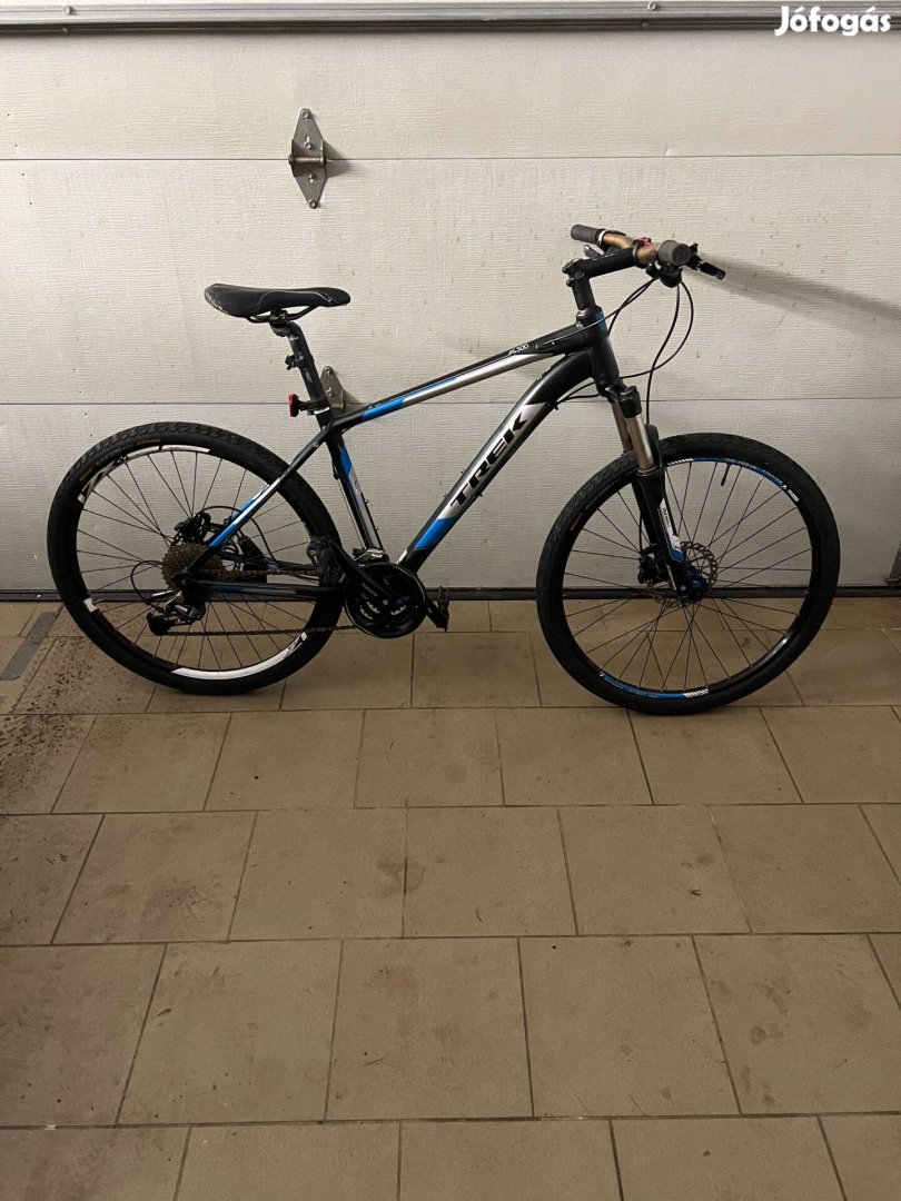 Trek 4300 sport mountain bike