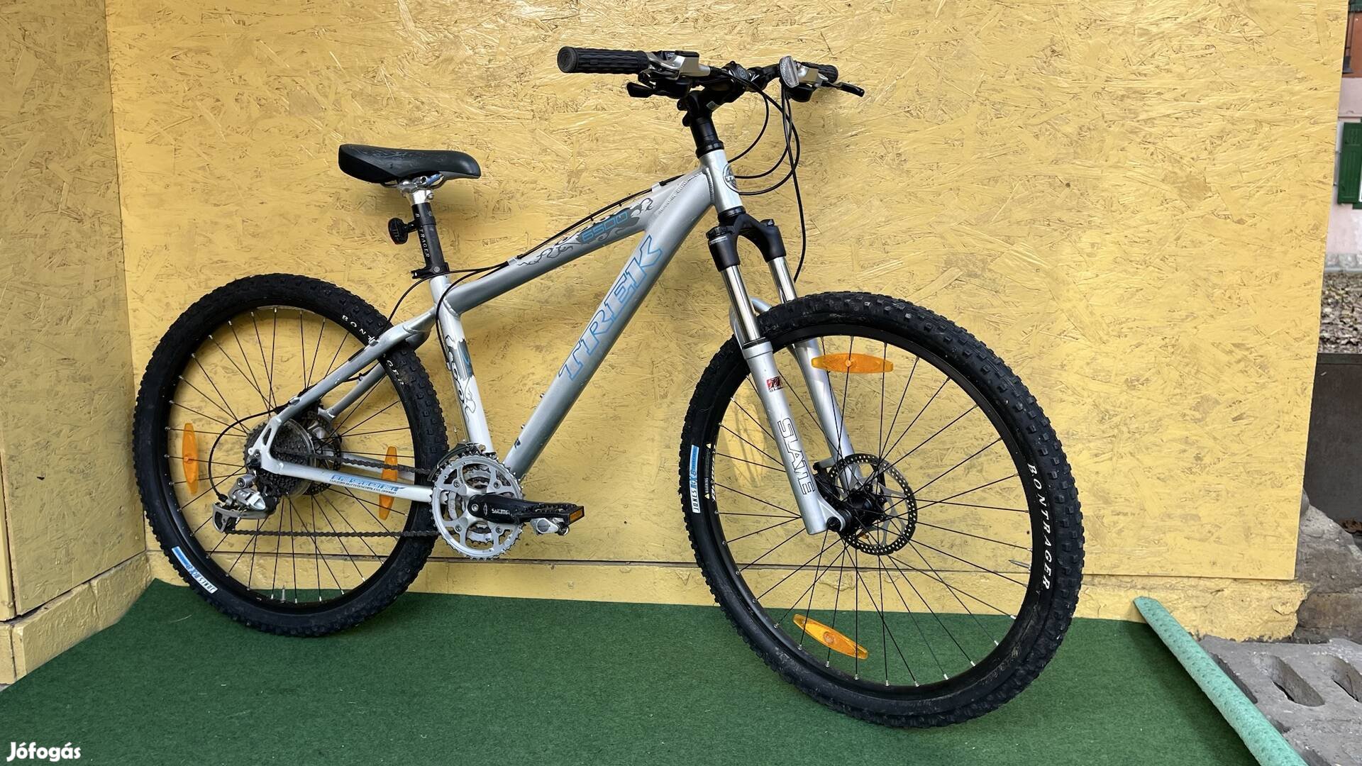 Trek 6500 16" váz Xt 3x9 hidraulikus tárcsafék