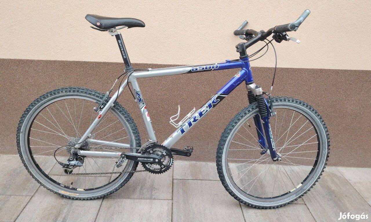 Trek 6500 , teleszkópos, Shimano Deore felszereltségű
