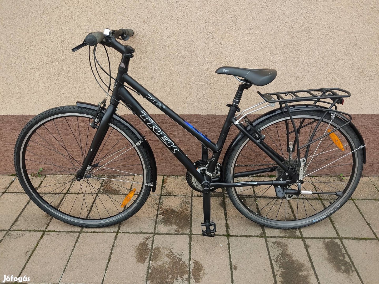 Trek 7.1fx 28as női trekking kerékpár 43cm aluváz 