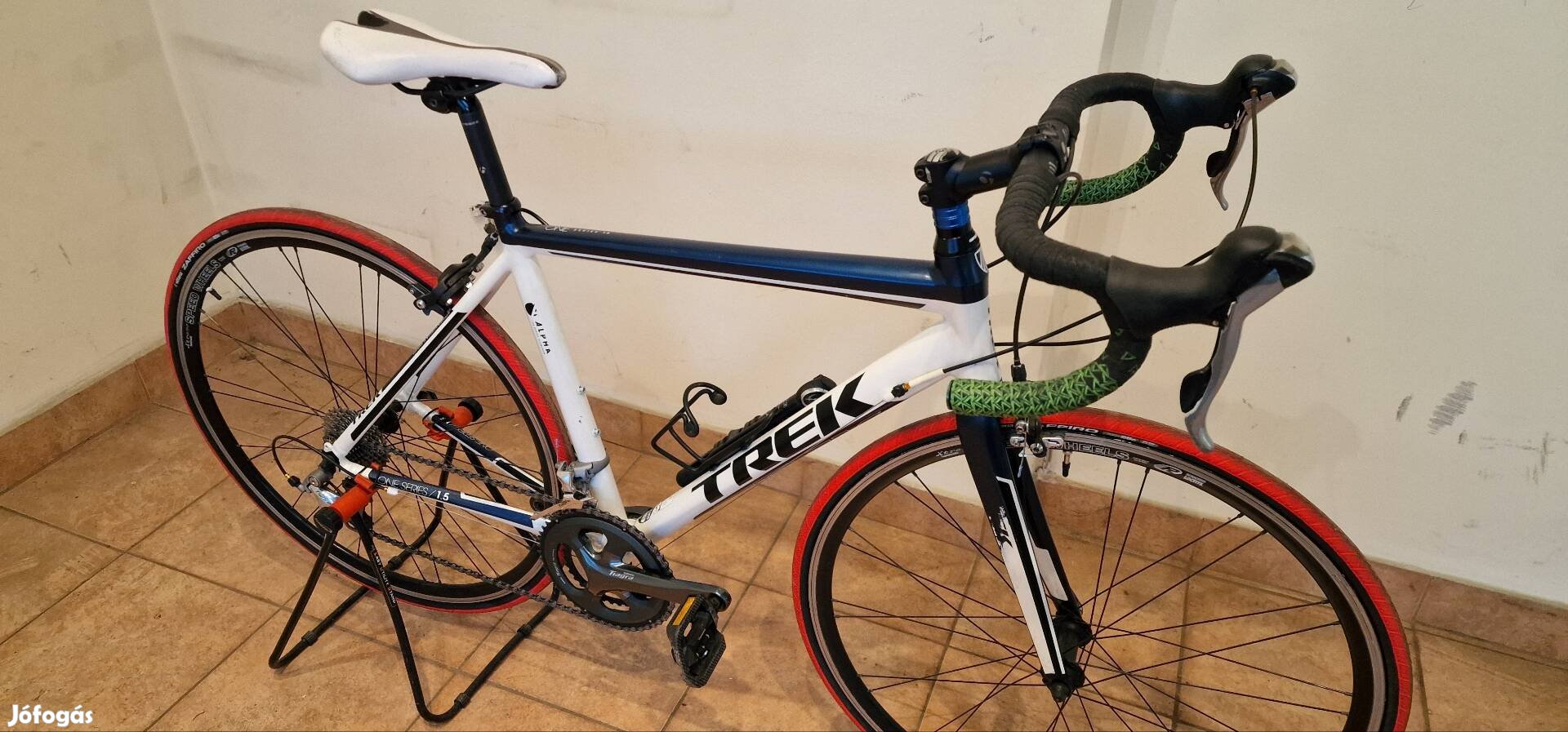 Trek Alpha Országuti kerékpár ár alatt eladó