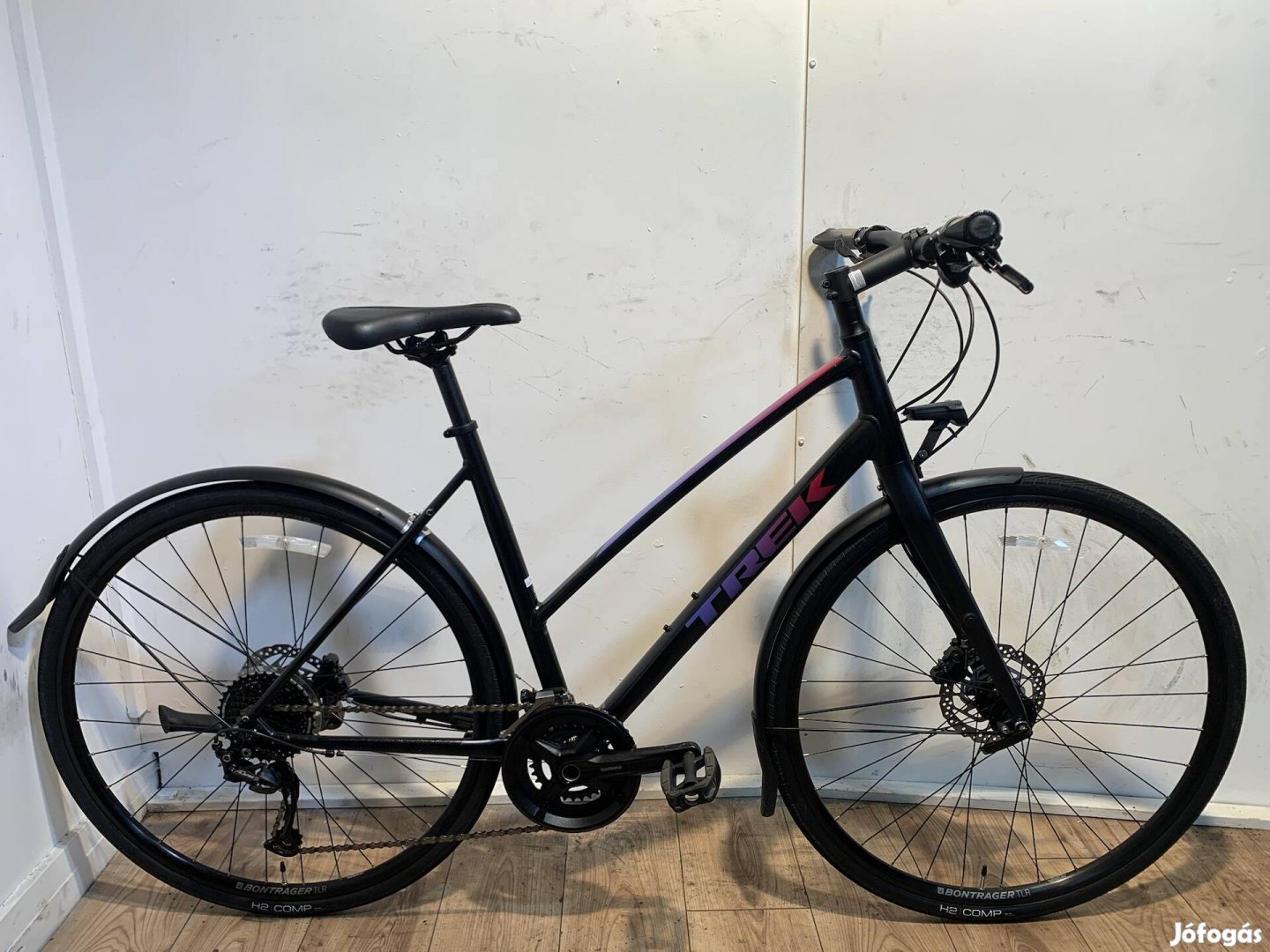 Trek FX3 Disc Nöi 2022 kerékpár