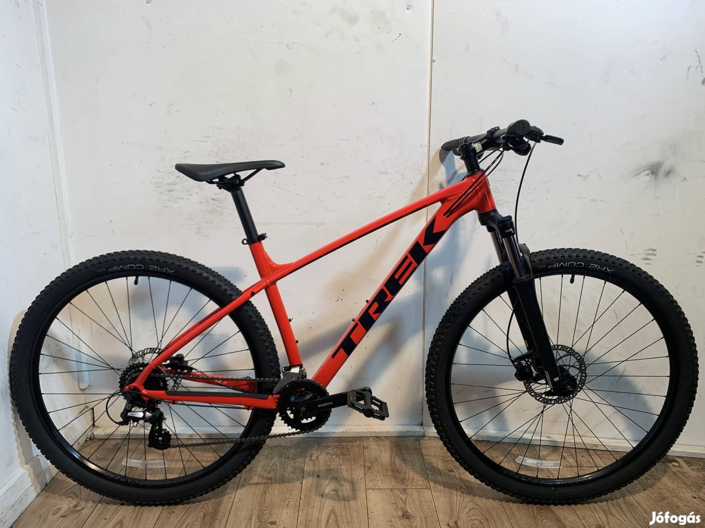 Trek Marlin 6 29er Hardtail MTB kerékpár