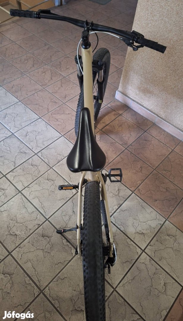 Trek Roscoe 6 típusú MTB kerékpár