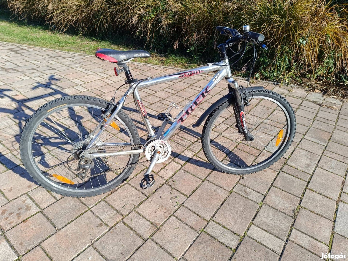 Trek férfi 26"-os aluvázas kerékpár bicikli jó állapotban eladó. Erős