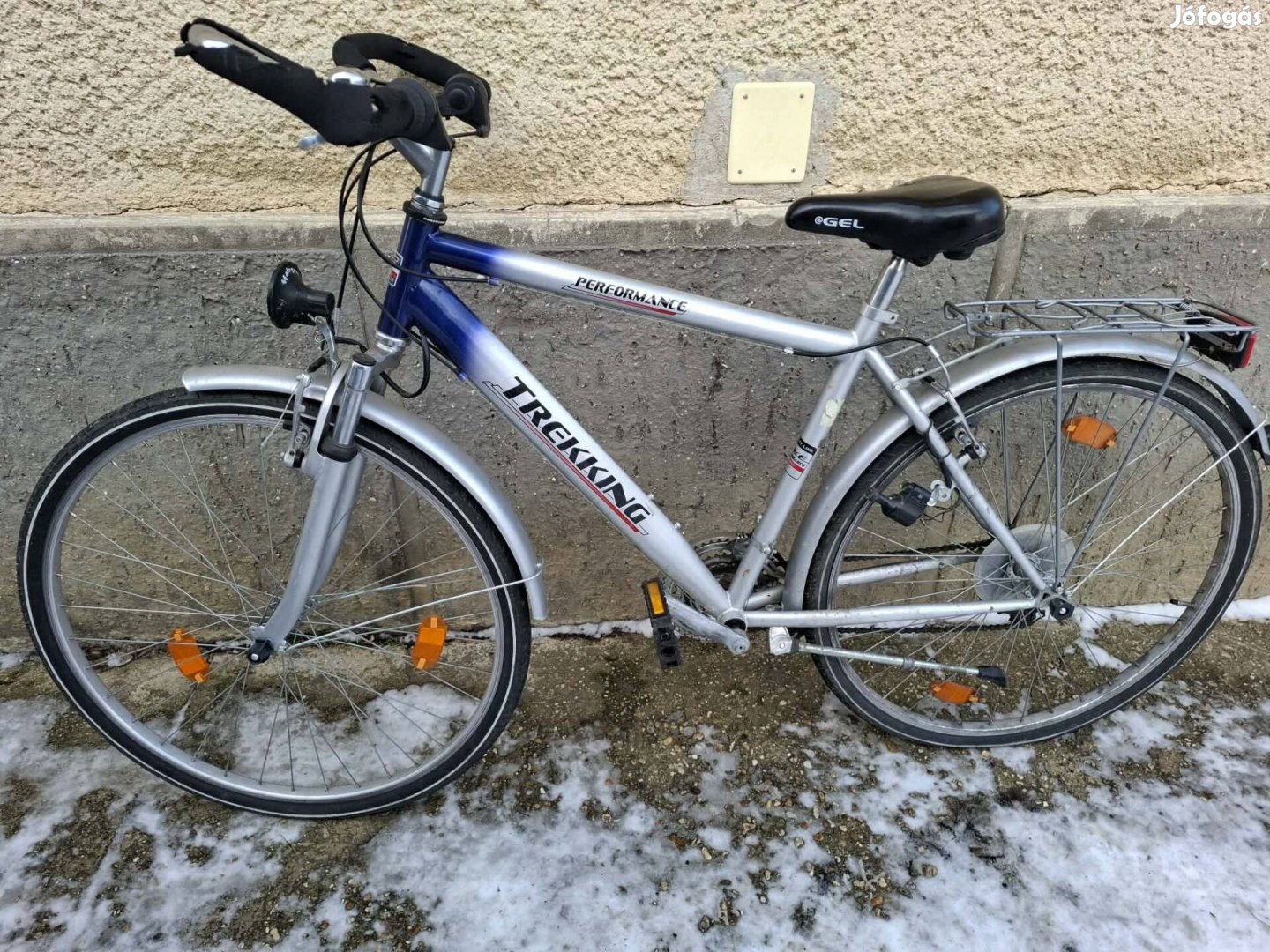 Trekking 28-as Férfi Alu kerékpár eladó!