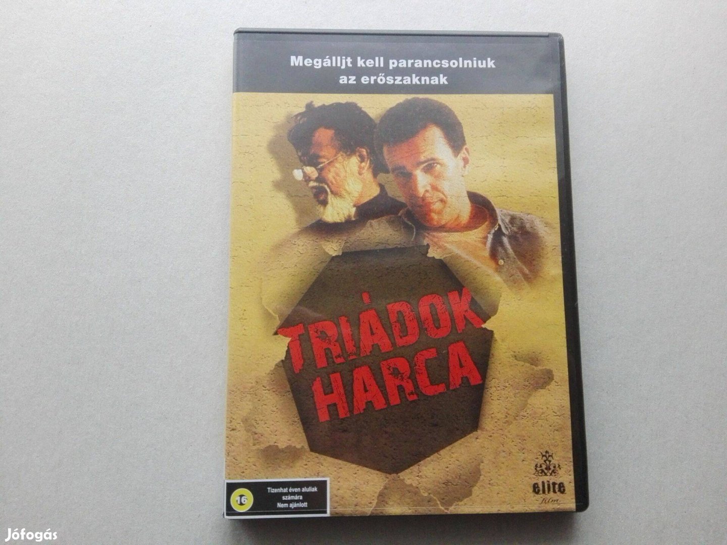Triádok harca című új, eredeti DVD film magyareladó !