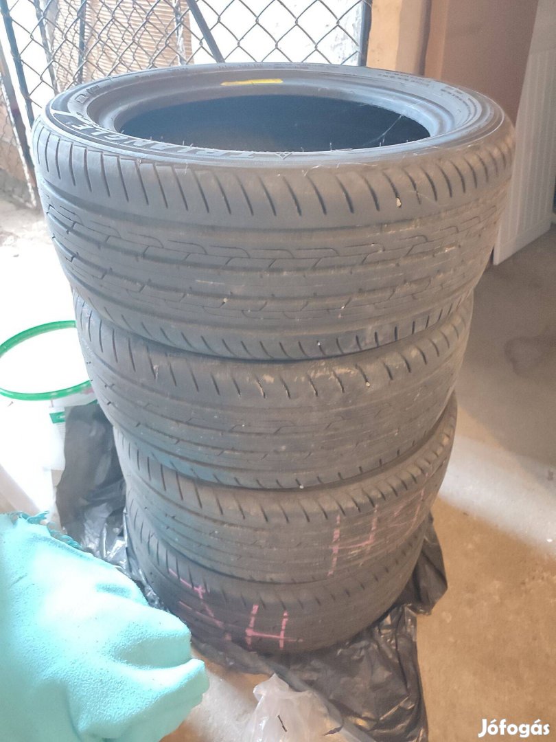 Triangle 195/50 R15 82V nyári gumi szett (4db), használt