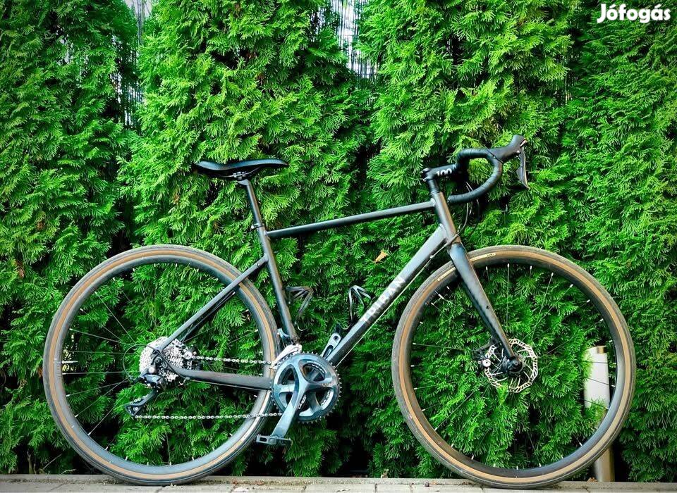 Triban RC500 Gravel/országúti kerékpár