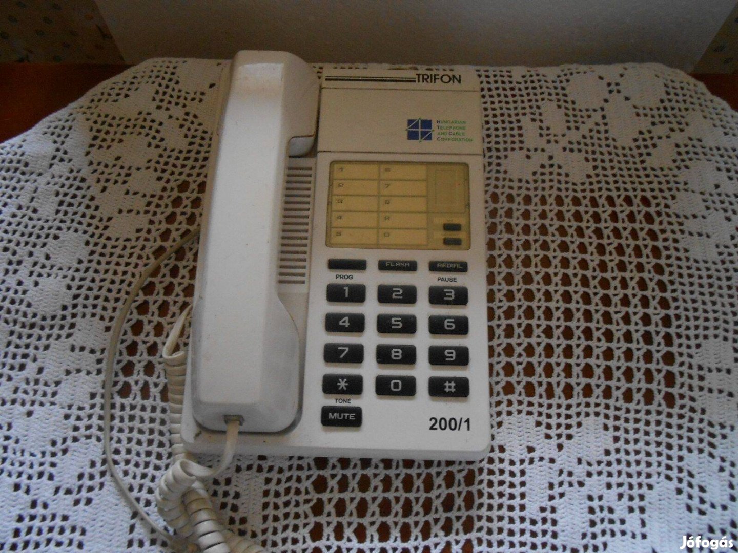 Trifon vezetékes telefon