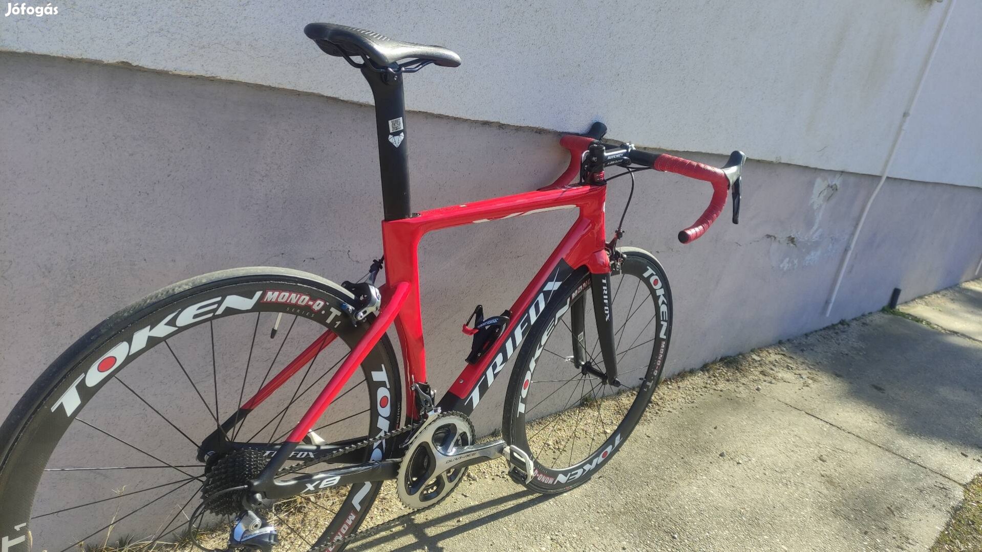 Trifox X8 karbon országúti 