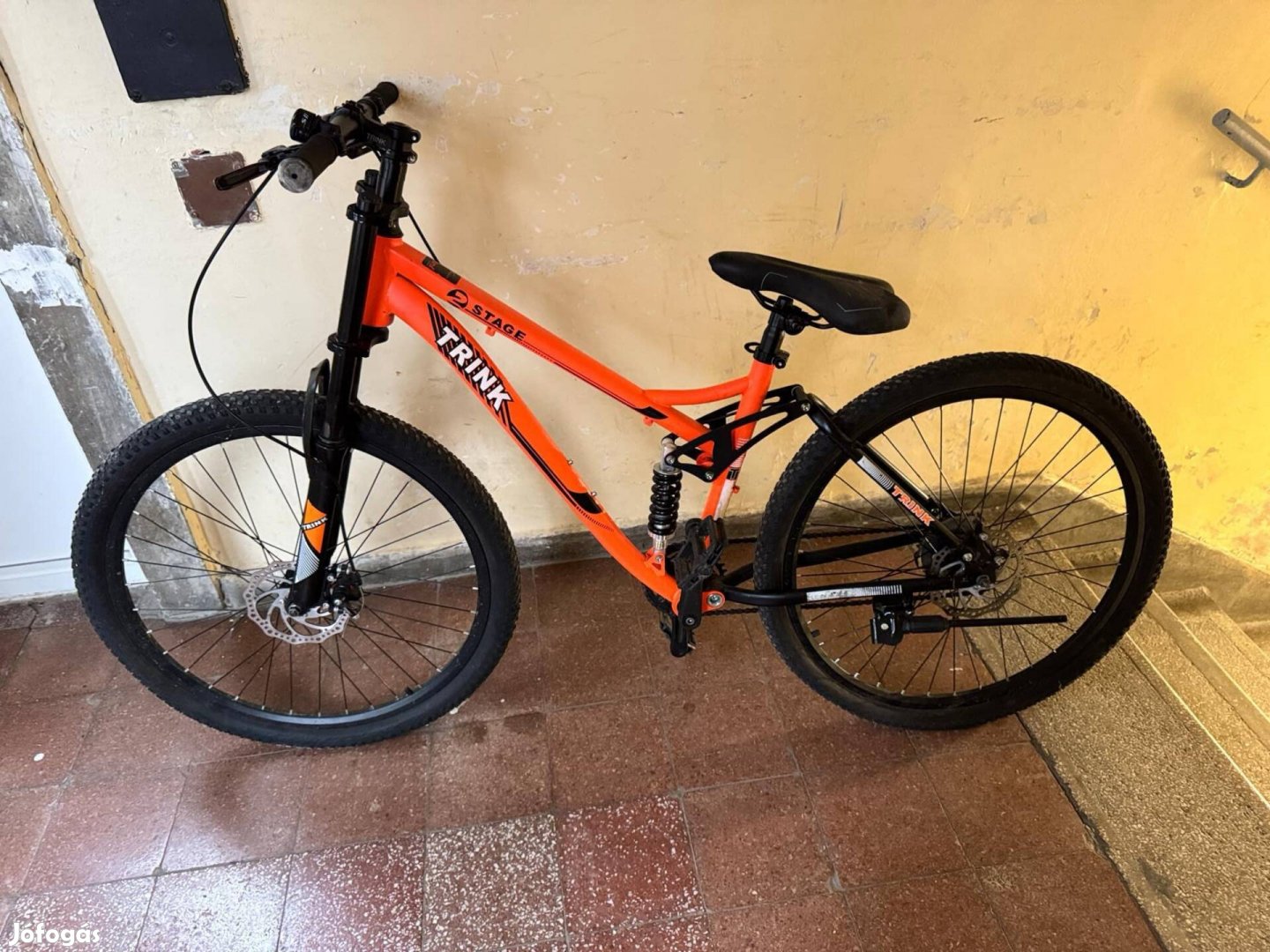 Trink B216-orange 26" MTB tárcsafékes