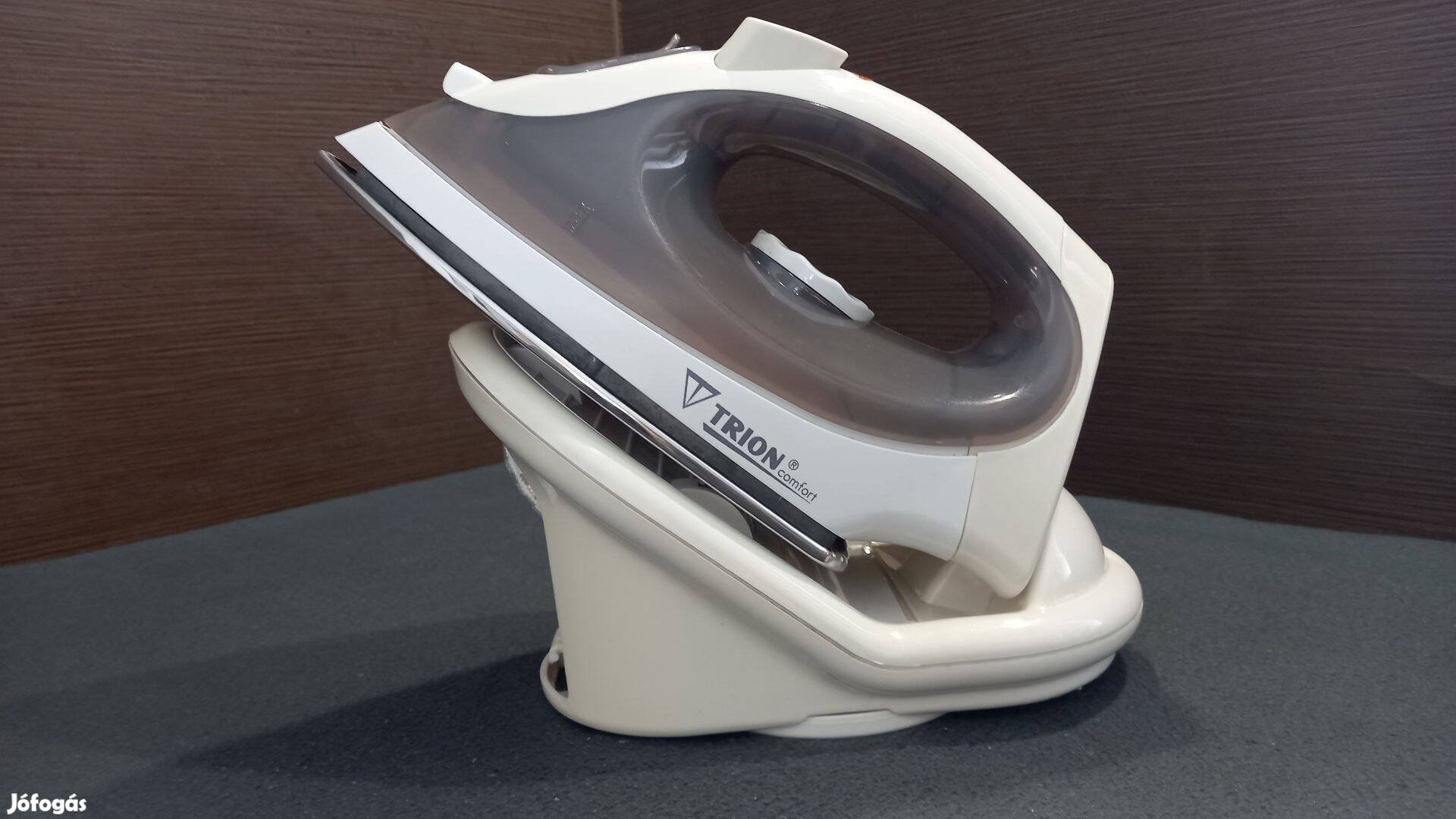 Trion confort TR-8248 vezeték nélküli vasaló