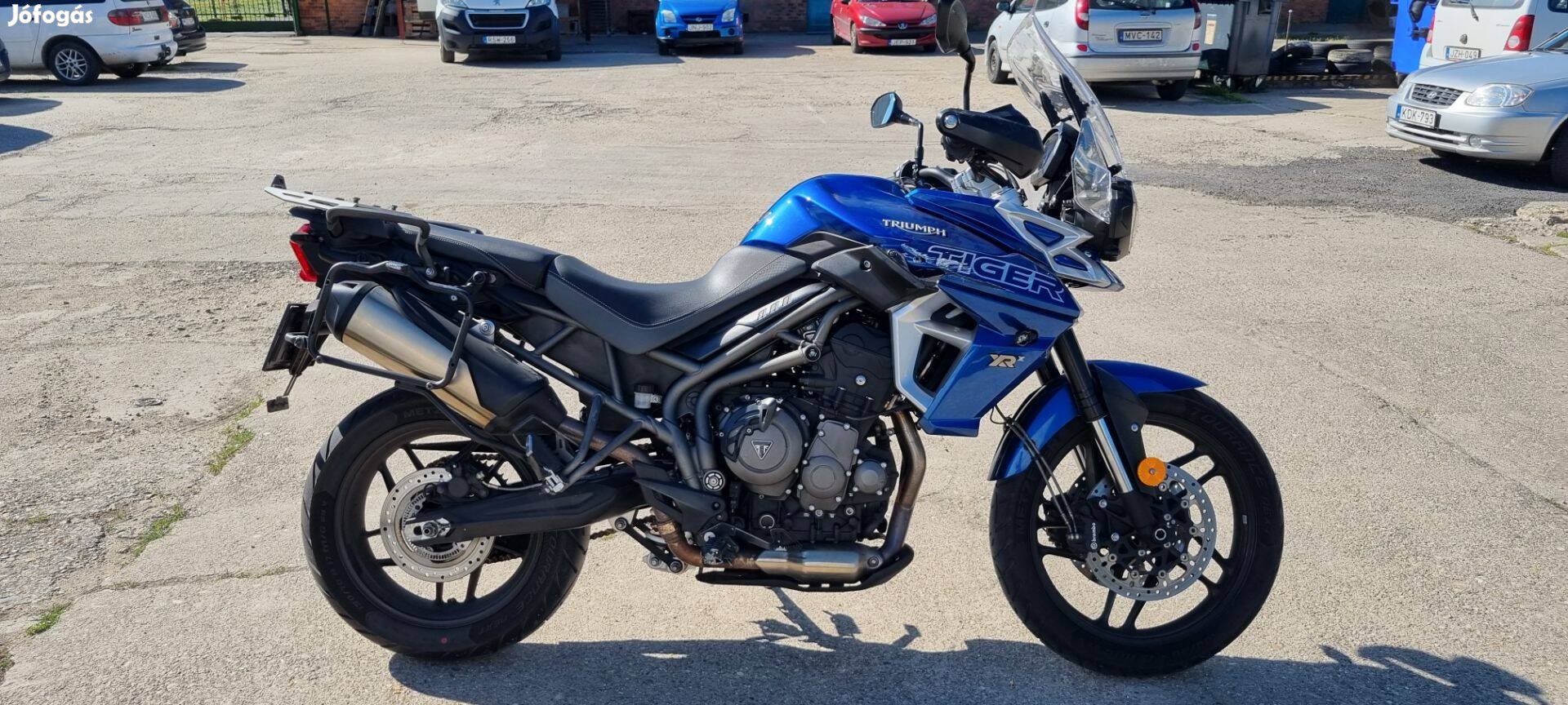 Triumph Tiger 800 Xrx facelift