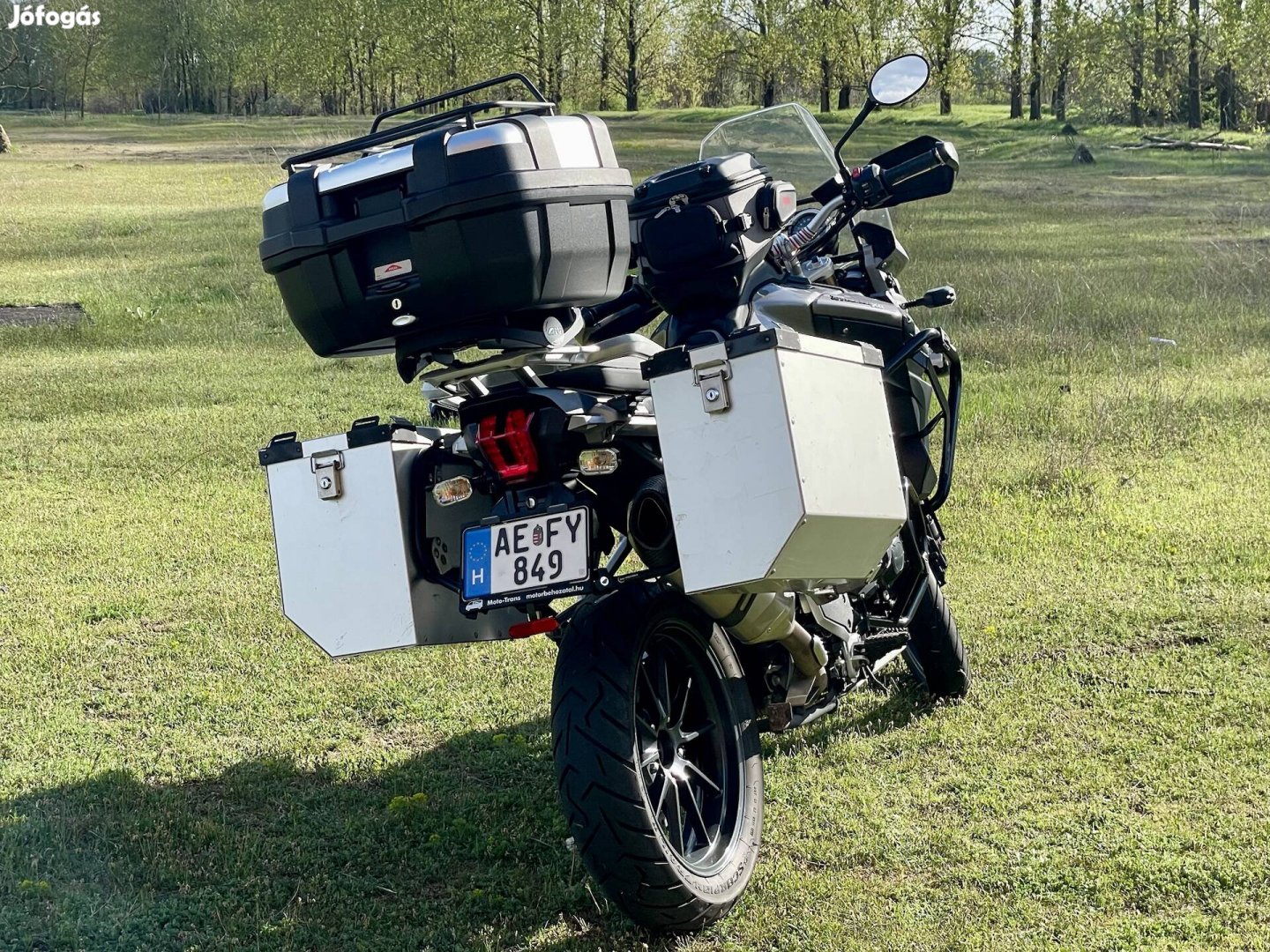 Triumph Tiger Explorerre oldaldoboz szett