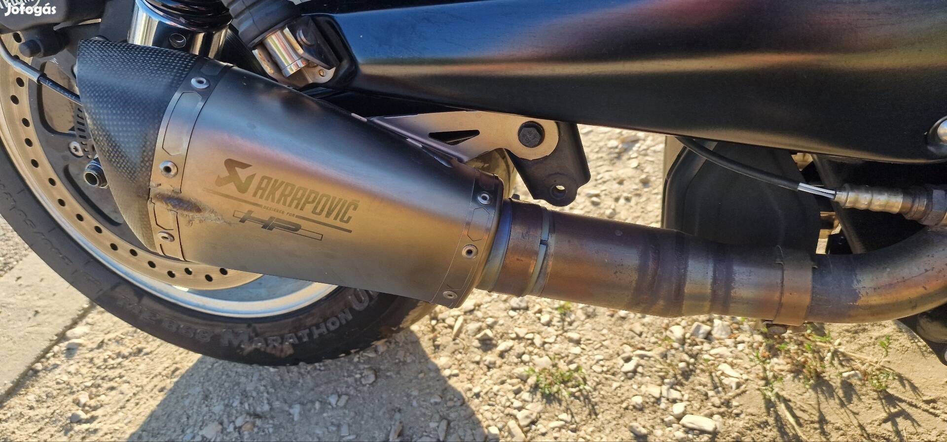 Triumph rocket 3-hoz akrapovic dob...