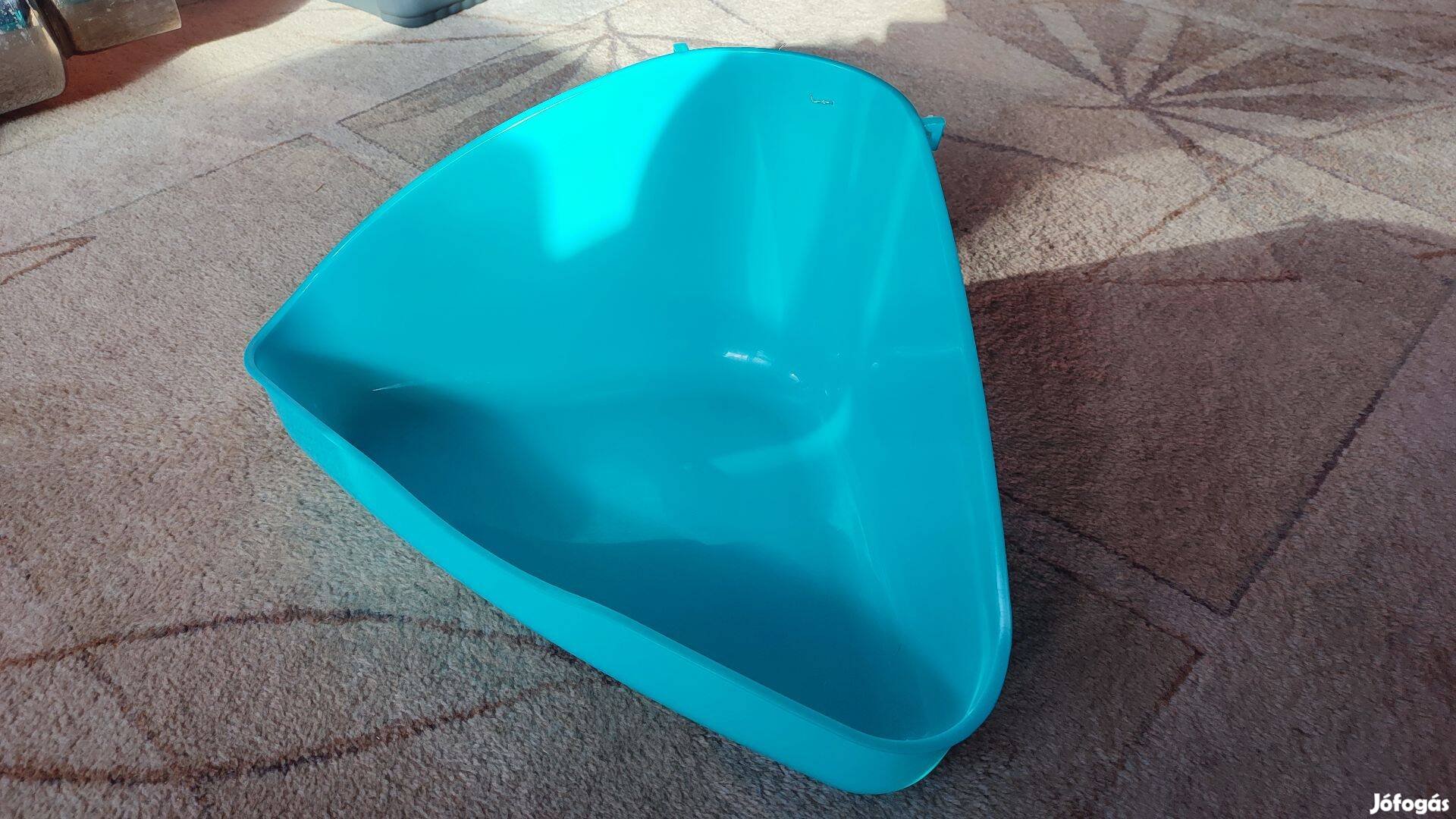 Trixie Műanyag Sarok WC Vadászgörény, Nyúl számára