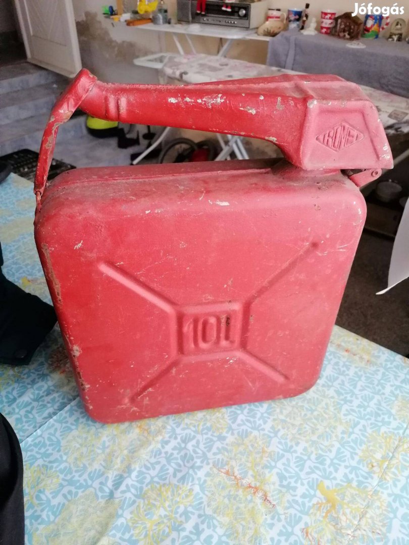 Tromet kannister kaniszter benzineskanna benzintartály 10l