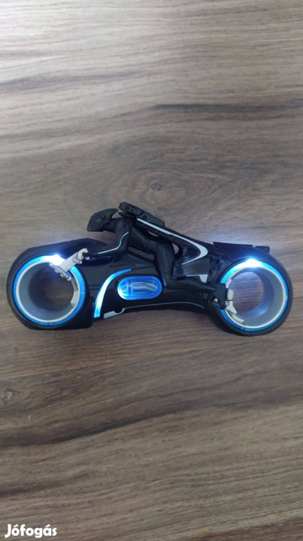 Tron Legacy motor Sam Flynn