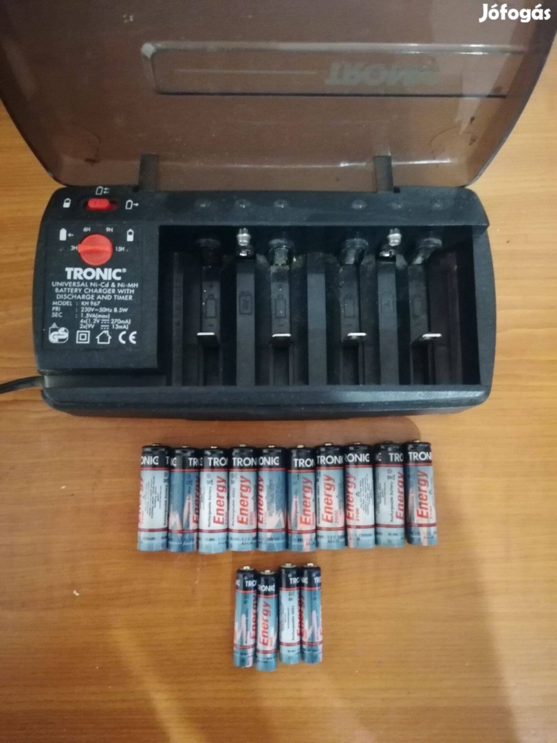 Tronic NI-Cd& NI-MH Akkumulátortöltő+ akkumulátorok