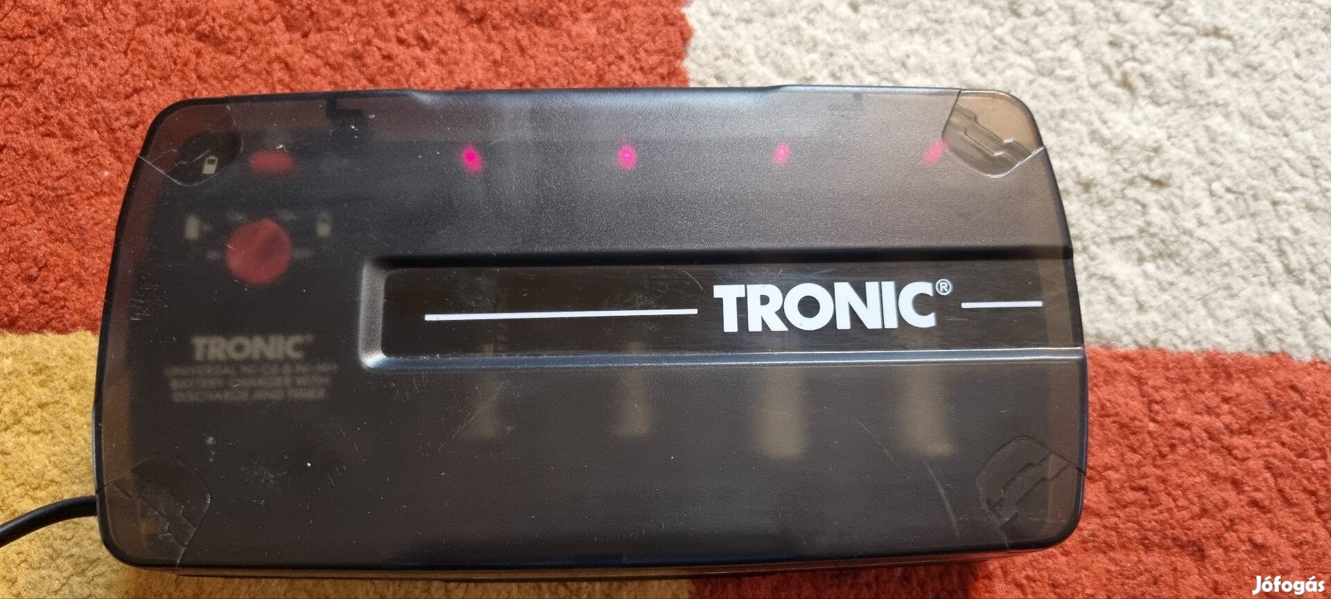Tronic Ni-Mh, Ni-Cd, 9V akkumulátor töltő