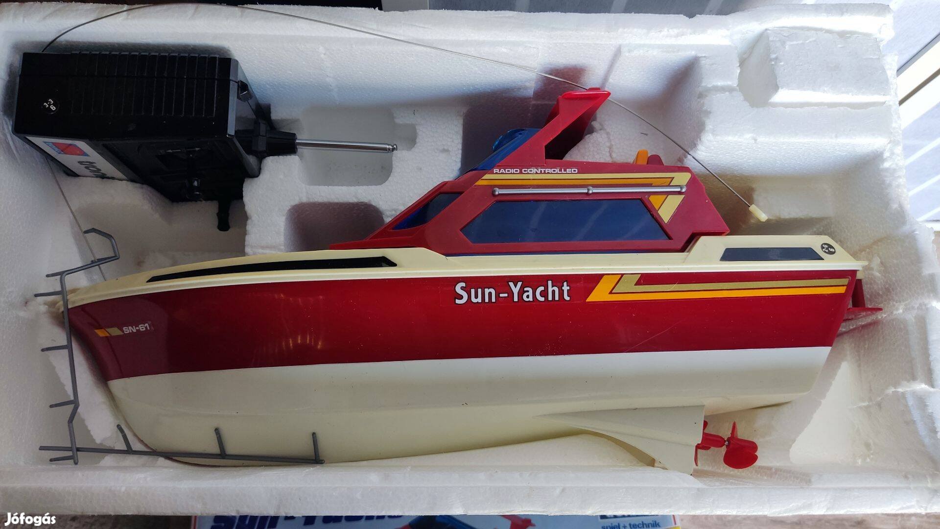 Tronico Sun Yacht játék hajó (régi, nem működik)
