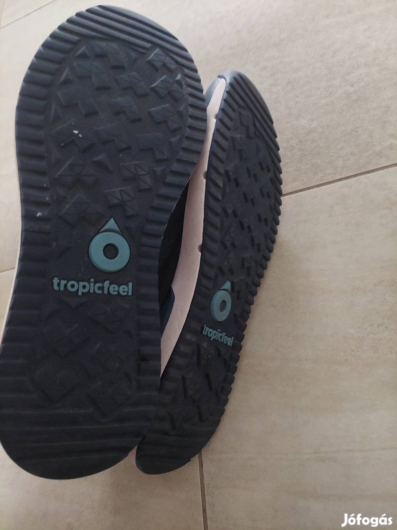 Tropocal Canyon 45-ős sport cipő szép állapot !