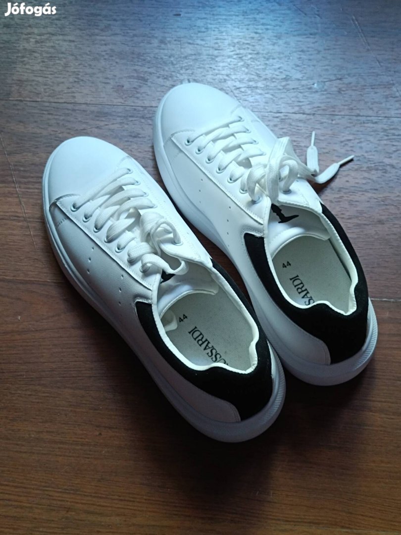 Trussardi sneaker. 44-es, vadonat új. 