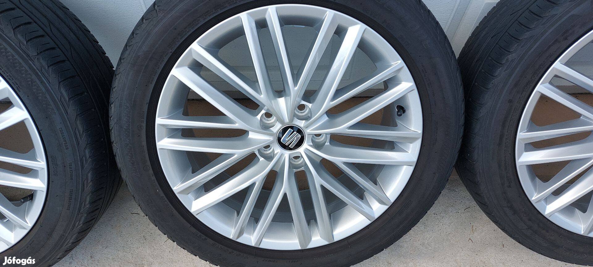 Ttt Gyári, Seat Ateca 18 alufelni , 5x112 nyári gumikkal