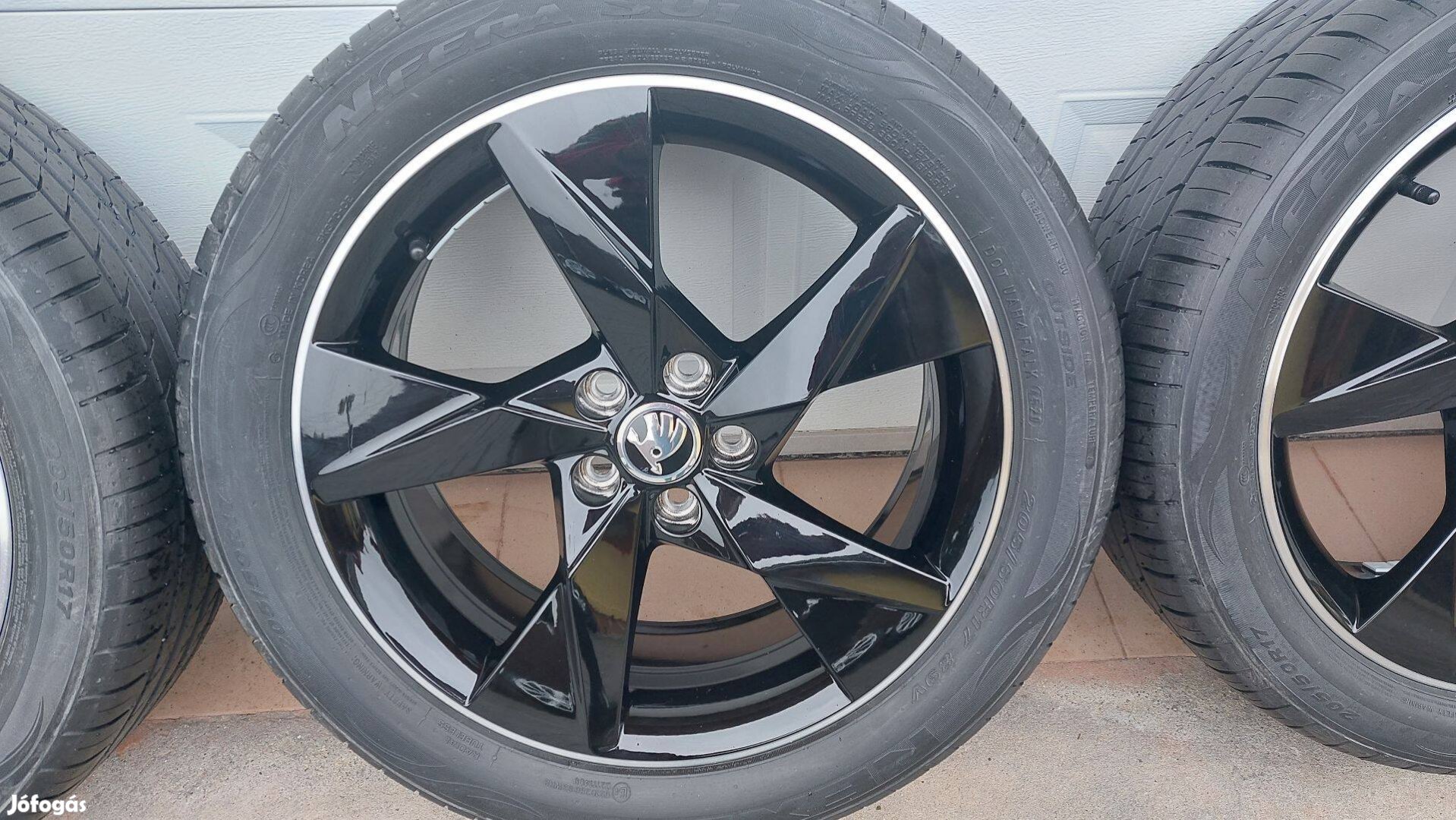 Ttt Gyári,új,Skoda Scala /volans / 17alufelni 5x100 új nyári gumik