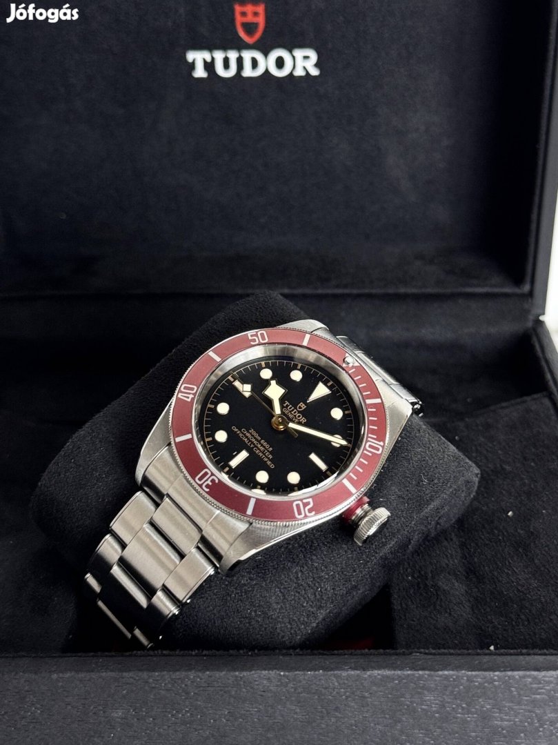 Tudor Black Bay Burgundy