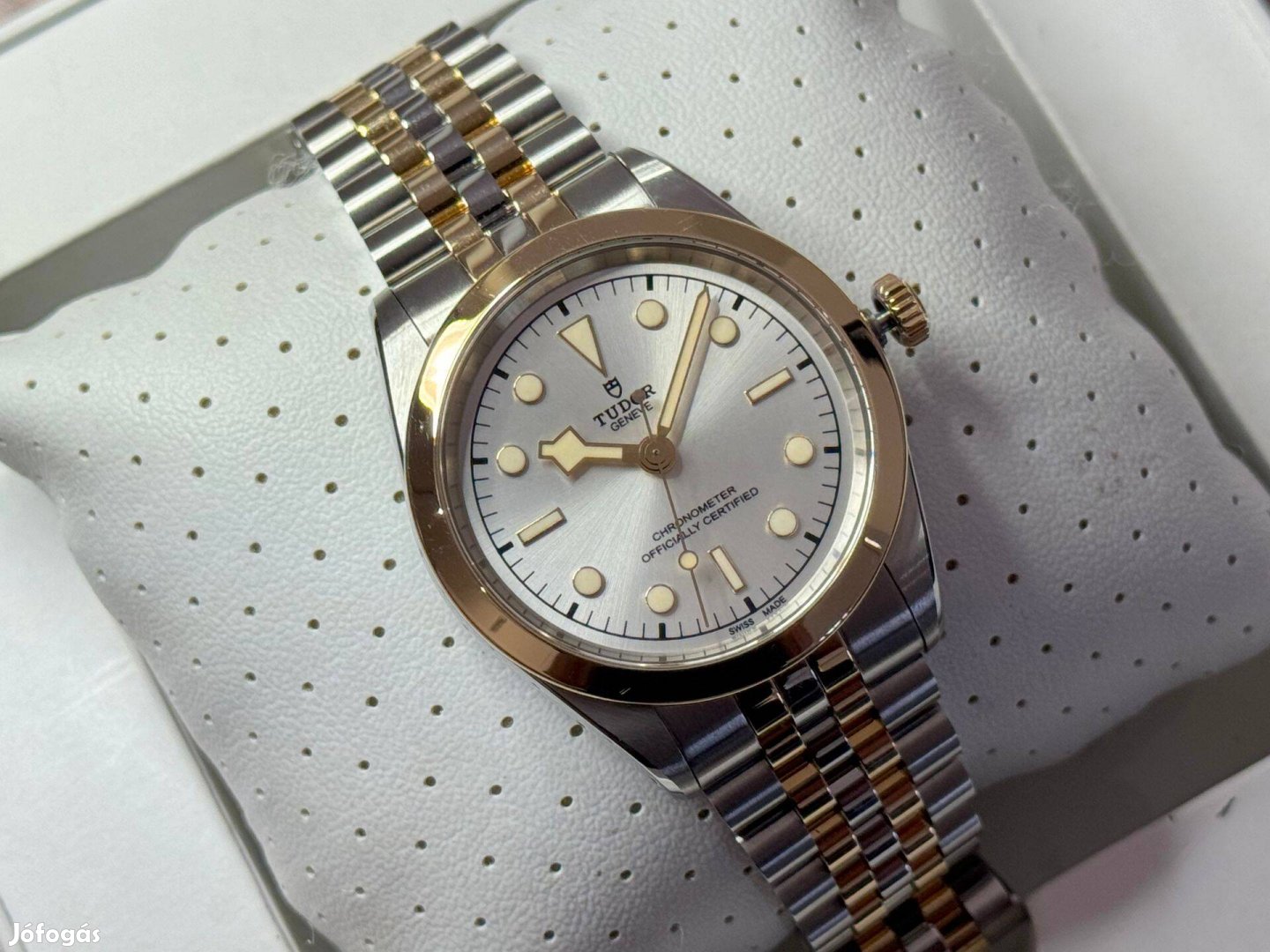 Tudor Black Bay SG Jubilee 41 arany-acél Lgsw