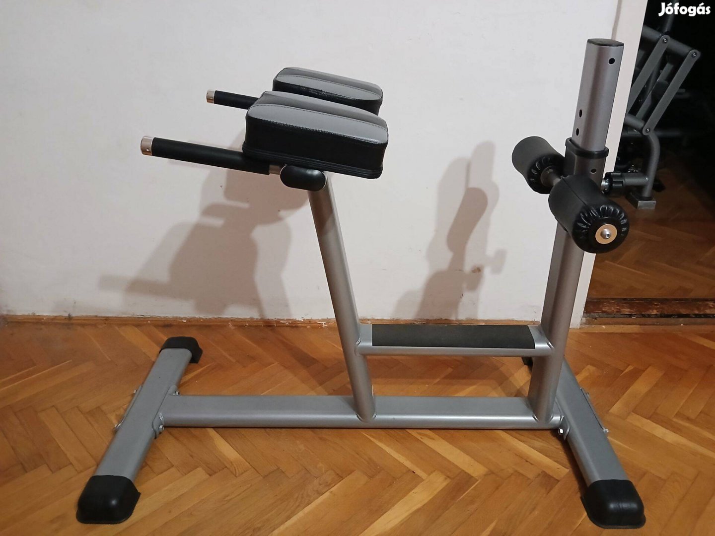 Tuff Stuff profi konditermi hiperhajlító egyenes hátizomerős