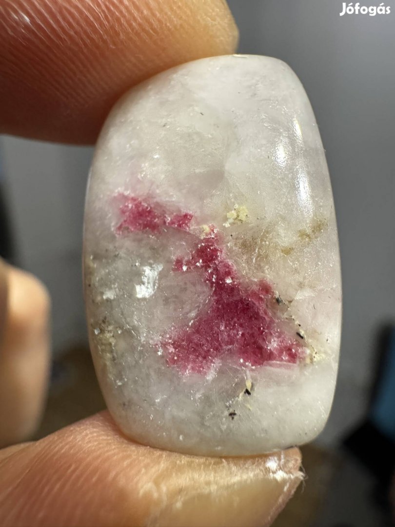 Tugtupit ásvány Grönlandról