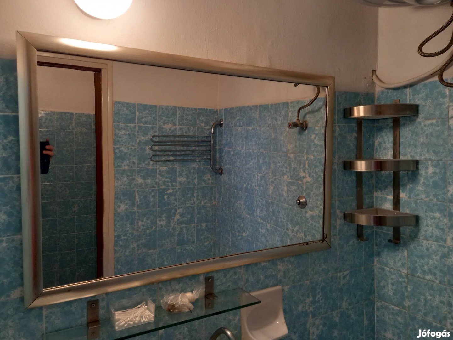 Tükör kerettel, fürdőszobába