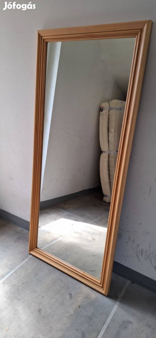 Tükör tömör fenyőfa kerettel