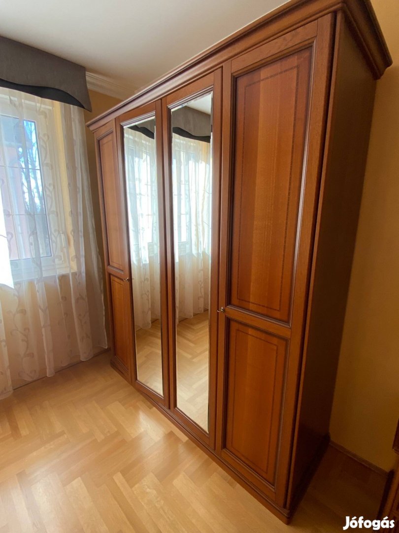 Tükrös olasz hálószoba szekrény