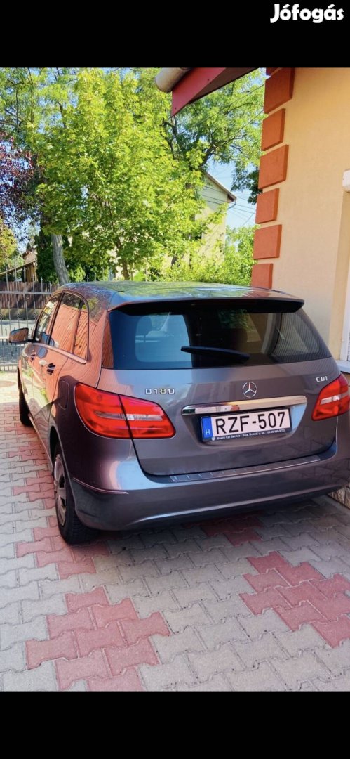 Tulajdonostól Mercedes B180 CDI eladó