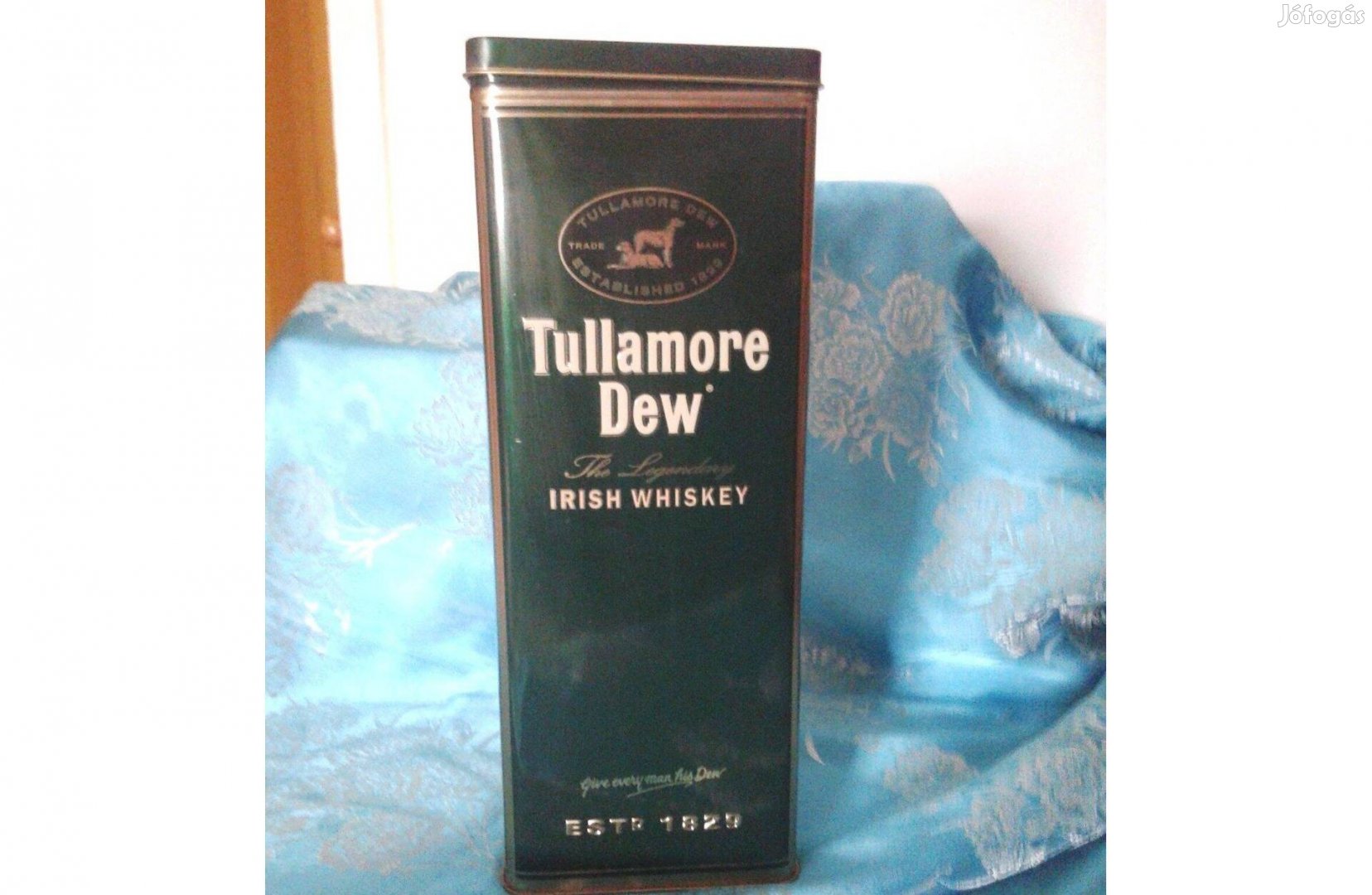 Tullamore Dew fém italos doboz megkímélt állapotban gyűjtőknek