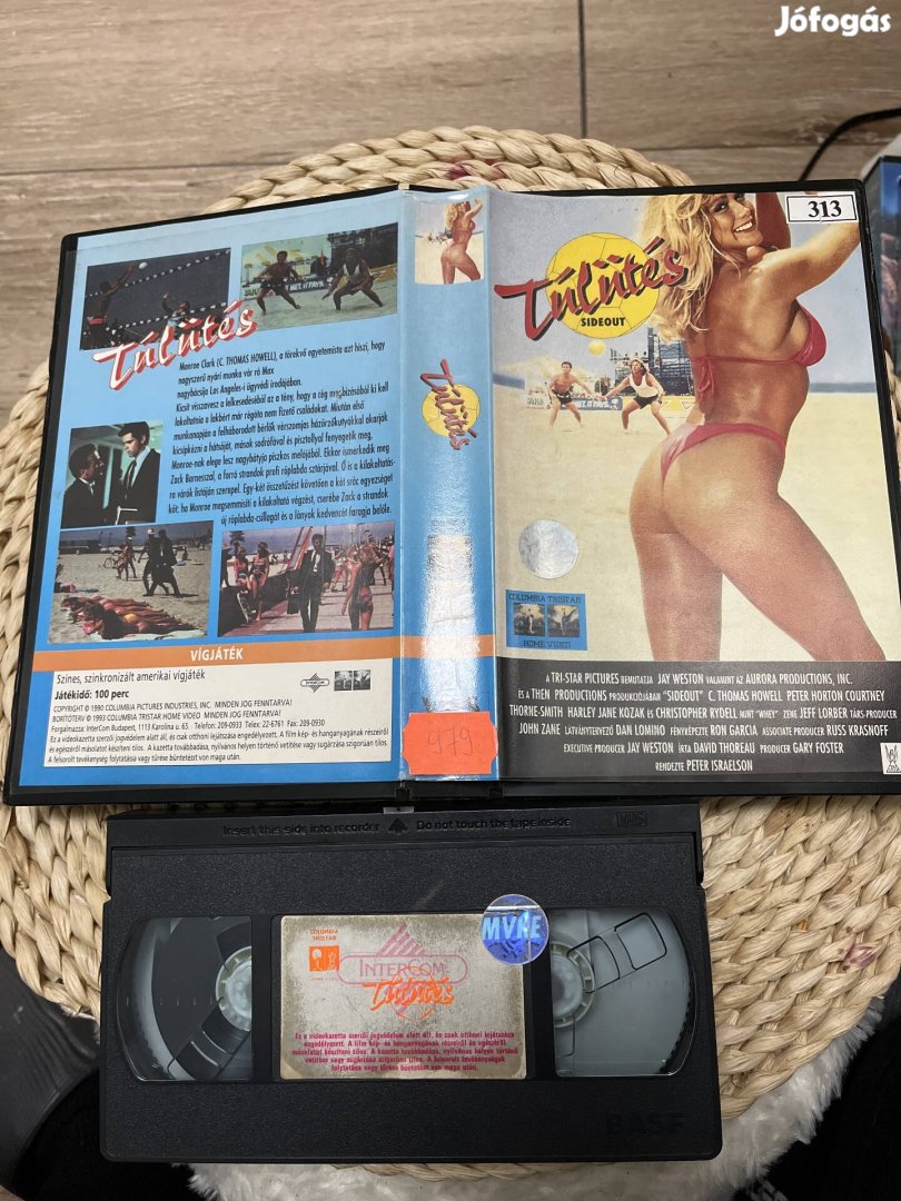 Túlütés vhs.  