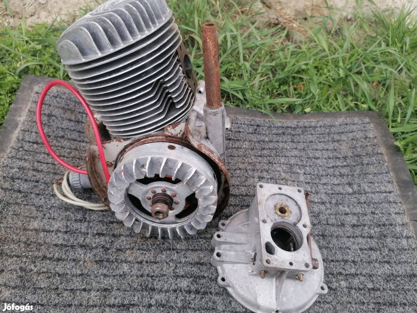 Tünde robogó veterán motorblokk felleltenátfordul Bp-ok