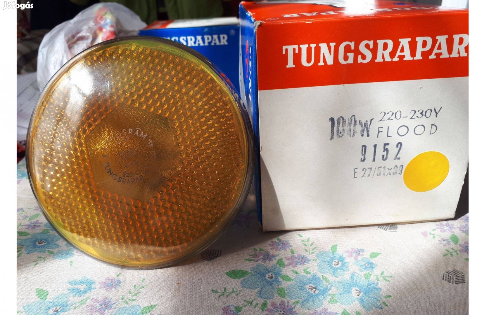 Tungsrapar 100 W sárga izzó eladó !